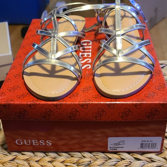 Guess Sandals - Picture 1 of 4